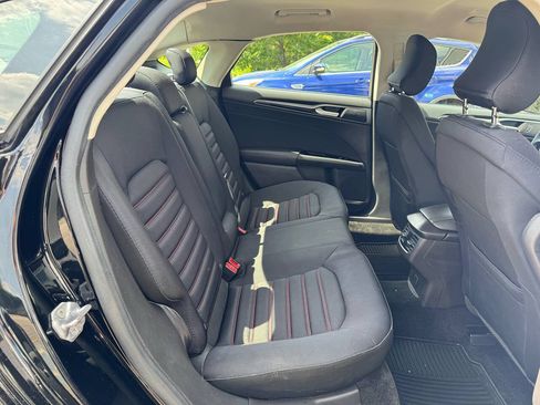 Used 2016 Ford Fusion SE AWD/4WD image 21