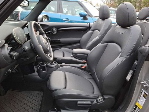 Certified 2023 MINI Cooper S image 11