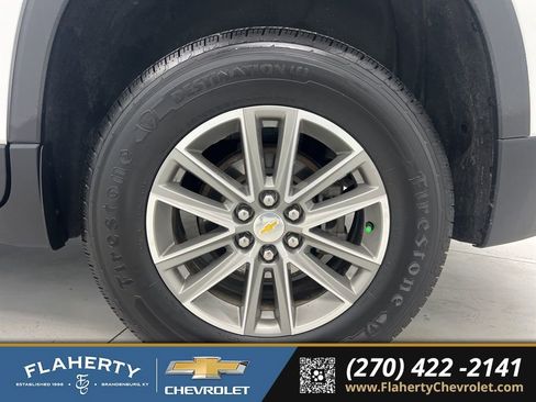 Used 2023 Chevrolet Traverse LT w/ LPO, Floor Liner Package image 20