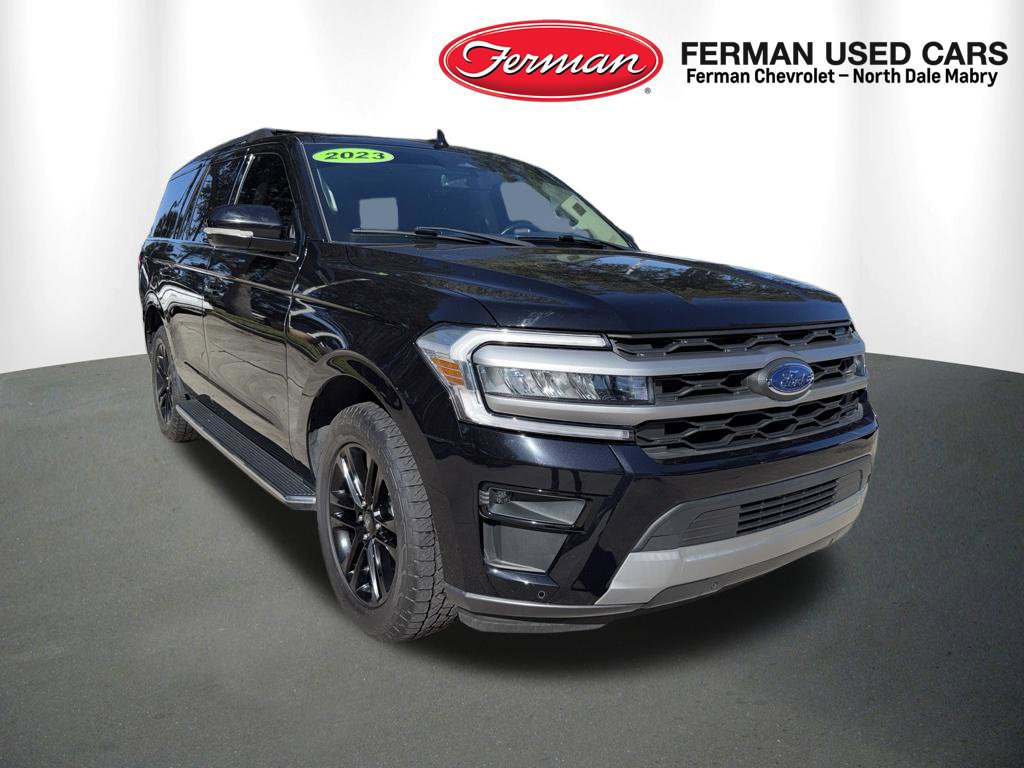 Used 2023 Ford Expedition XLT RWD image 2