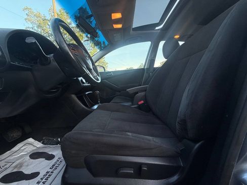 Used 2010 Nissan Altima 2.5 S w/ Convenience Plus Pkg image 21