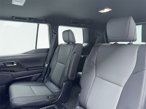 Used 2025 Lexus GX 550 image 42