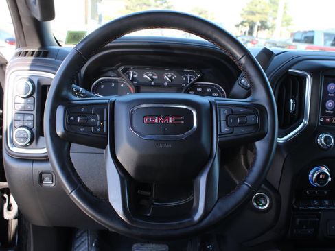 Used 2023 GMC Sierra 2500 AT4 w/ Gooseneck/5TH Wheel Package image 8