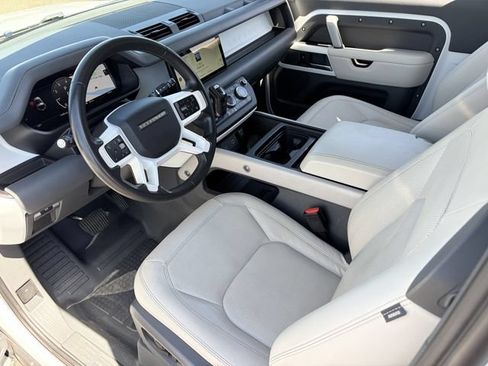 Used 2024 Land Rover Defender 90 S AWD/4WD image 5