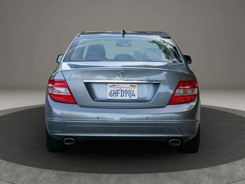 Used 2009 Mercedes-Benz C 300 Sedan image 5