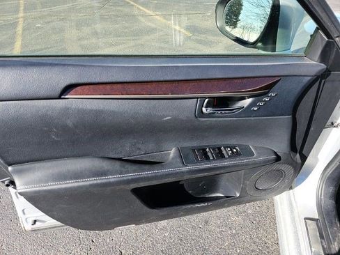 Used 2013 Lexus ES 350 w/ Luxury Pkg image 20