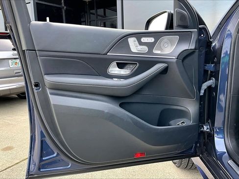 Used 2024 Mercedes-Benz GLE 53 AMG 4MATIC Coupe image 21