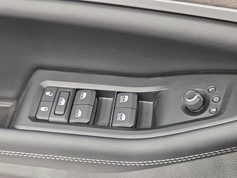 New 2026 Jeep Grand Cherokee L Limited image 35