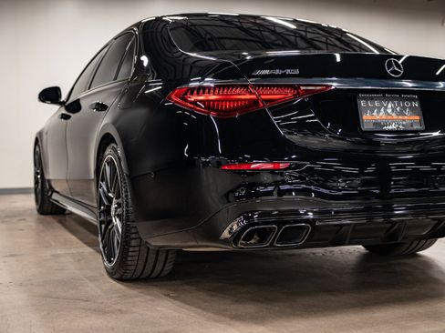 Used 2024 Mercedes-Benz S 63 AMG S image 31