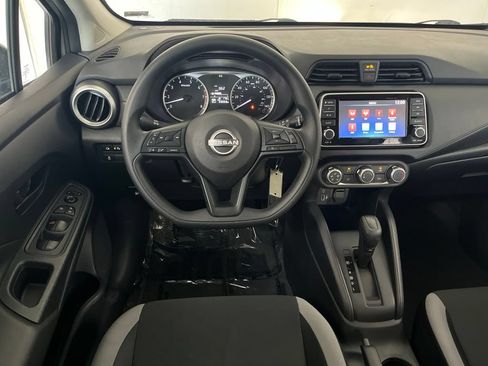 Used 2025 Nissan Versa S w/ Trunk Package FWD image 30