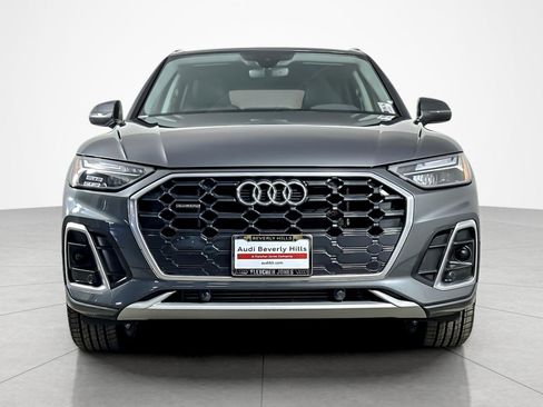 Used 2022 Audi Q5 e Premium w/ Convenience Package image 8