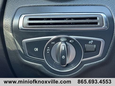 Used 2018 Mercedes-Benz C 300 Sedan image 19