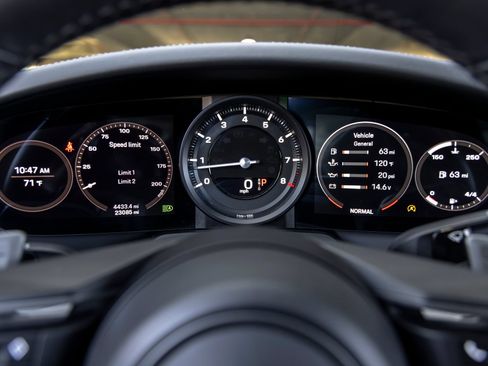 Certified 2020 Porsche 911 Carrera S RWD image 35