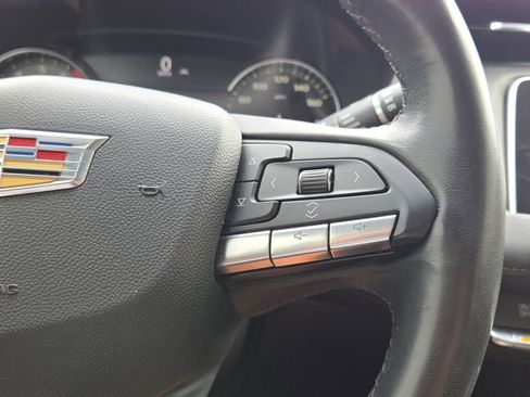 Used 2023 Cadillac XT4 Premium Luxury image 34