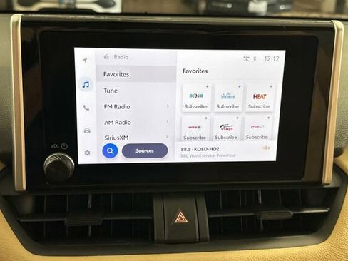 Used 2025 Toyota RAV4 XLE image 21