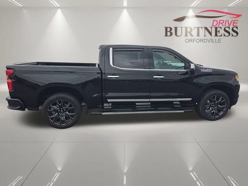 Certified 2024 Chevrolet Silverado 1500 High Country w/ High Country Premium Package AWD/4WD image 9