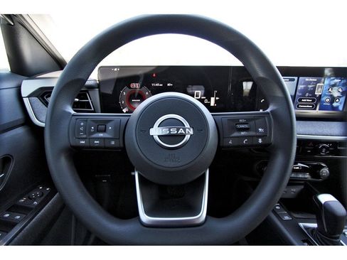 New 2026 Nissan Kicks SV image 13