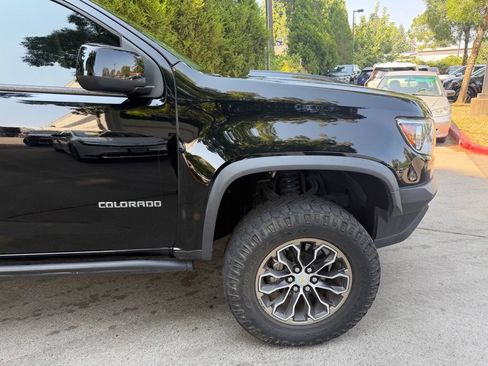 Used 2018 Chevrolet Colorado ZR2 AWD/4WD image 3