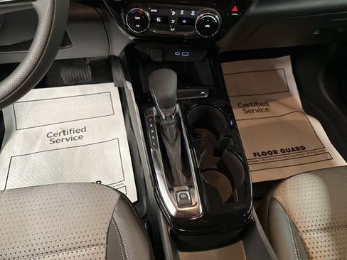 New 2026 Chevrolet Trax LT image 17