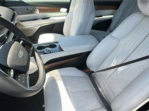 New 2026 Cadillac Vistiq Luxury image 20