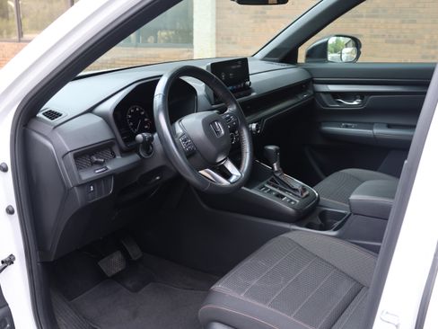 Used 2023 Honda CR-V Sport image 32