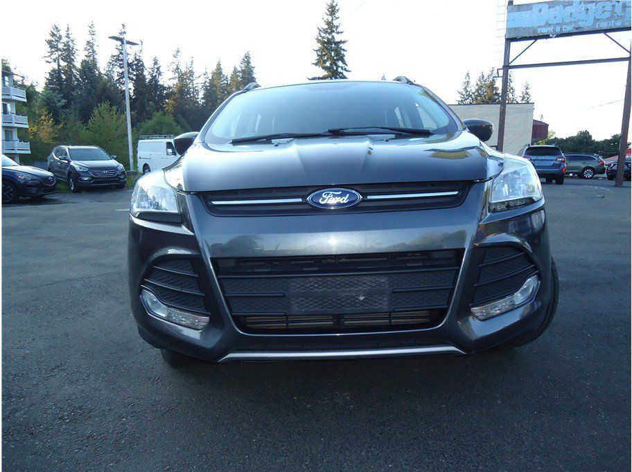 Used 2016 Ford Escape SE w/ SE Leather Comfort Package FWD image 3