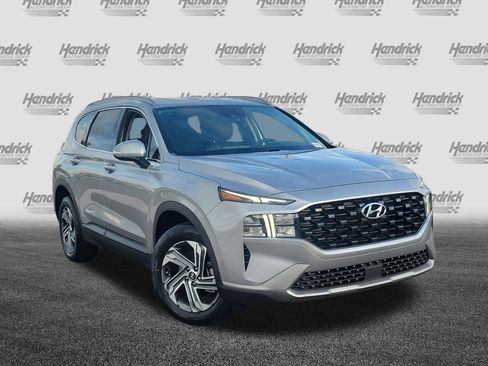 Used 2023 Hyundai Santa Fe SEL FWD image 2