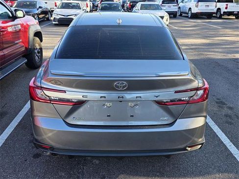 Certified 2025 Toyota Camry SE image 3