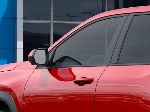 New 2026 Chevrolet Equinox LT w/ Convenience Package II image 16