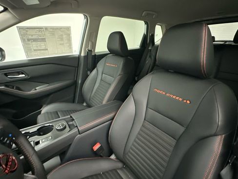 New 2026 Nissan Rogue SV AWD/4WD image 9
