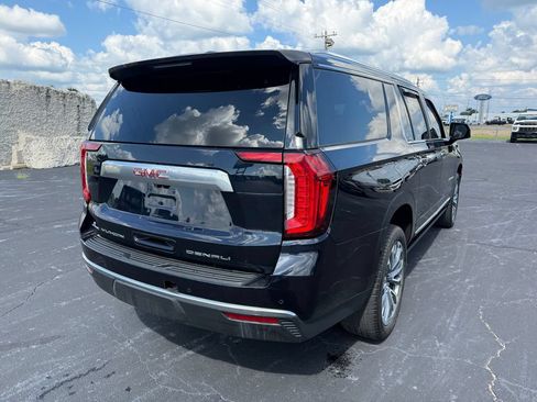 Used 2023 GMC Yukon XL Denali AWD/4WD image 55