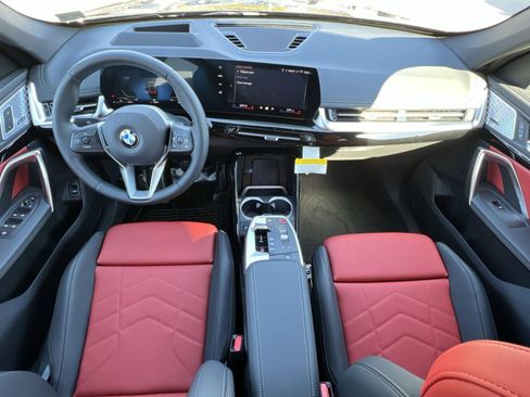 New 2025 BMW X1 xDrive28i w/ Technology Package image 20