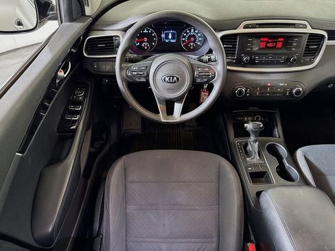 Used 2016 Kia Sorento L FWD image 17