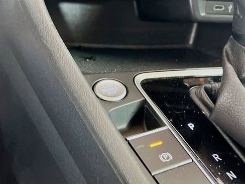 Used 2020 Volkswagen Jetta SE FWD image 15