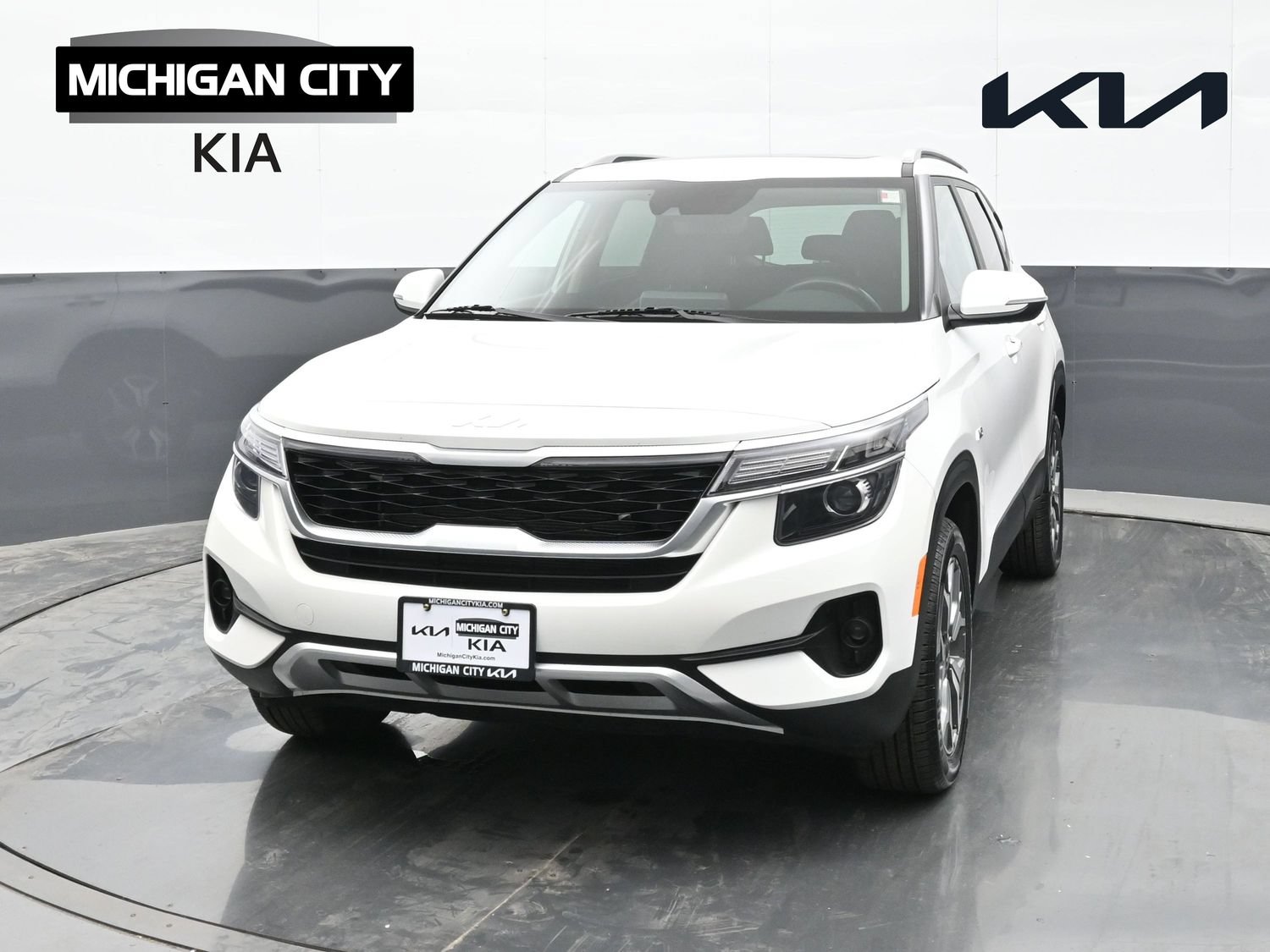 Used 2022 Kia Seltos EX AWD/4WD image 1