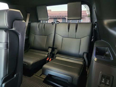 Used 2025 Lexus GX 550 w/ Accessory Package (2T) image 85