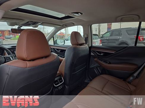 Used 2022 Subaru Outback Touring AWD/4WD image 25