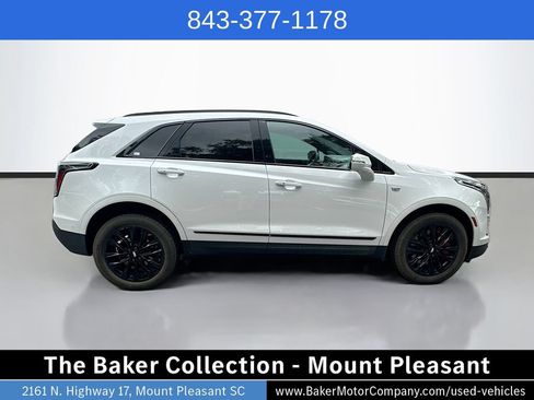 Used 2026 Cadillac XT5 Sportv w/ LPO, Onyx Lite Package AWD/4WD image 4