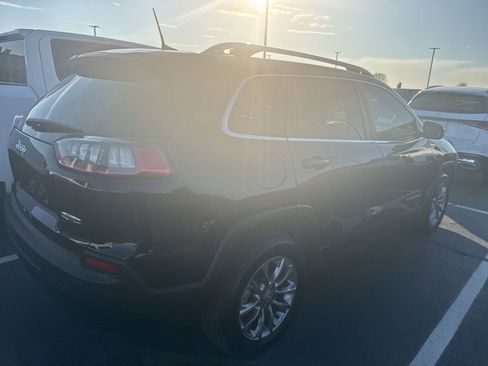 Used 2021 Jeep Cherokee Latitude Plus image 5