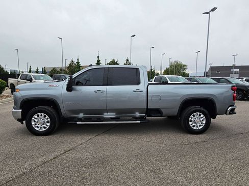 Used 2024 Chevrolet Silverado 3500 LT w/ All Star Edition AWD/4WD image 7