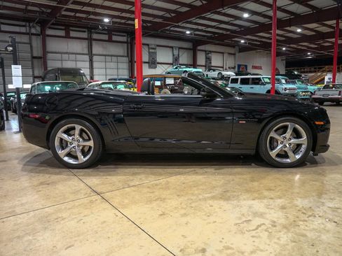 Used 2013 Chevrolet Camaro SS w/ RS Package RWD image 10