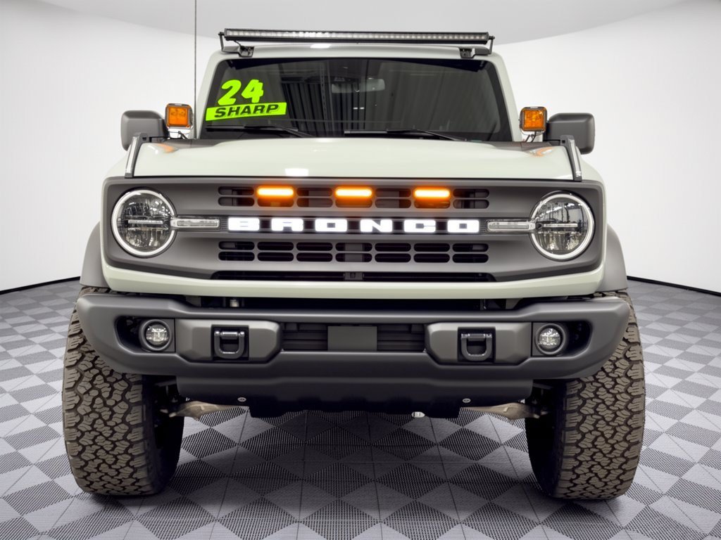 Used 2024 Ford Bronco Black Diamond AWD/4WD image 6