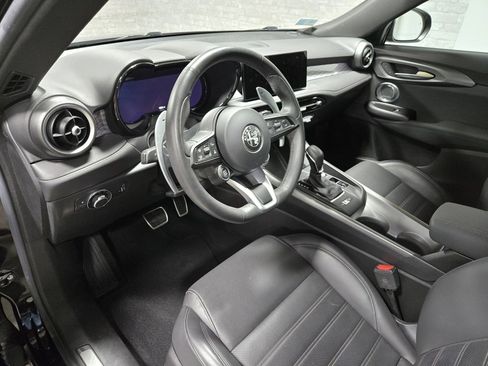 Used 2024 Alfa Romeo Tonale Veloce image 13