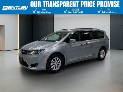 Used 2018 Chrysler Pacifica Touring-L