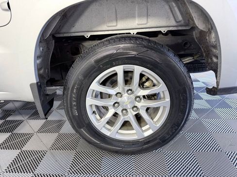 Used 2019 Chevrolet Silverado 1500 LT w/ Texas Edition image 27