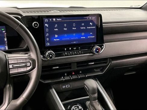 Used 2023 Chevrolet Colorado Trail Boss w/ Technology Package AWD/4WD image 7
