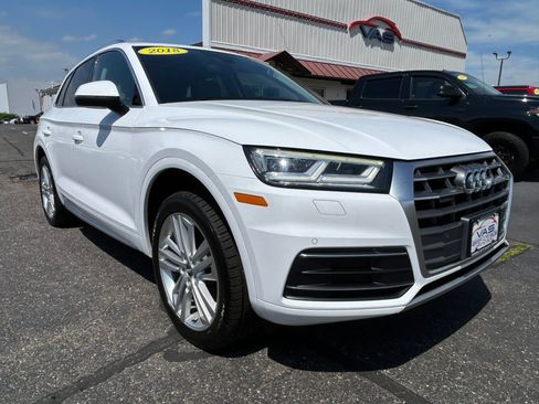 Used 2018 Audi Q5 2.0T Premium Plus w/ Premium Plus Package AWD/4WD image 3