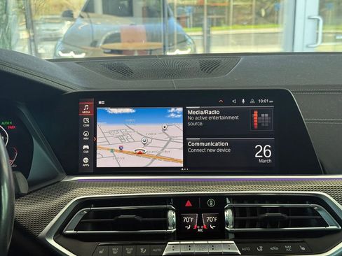 Used 2020 BMW X6 M50i w/ Premium Package image 14