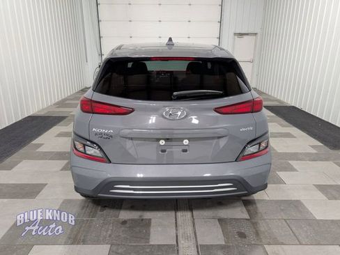 Used 2023 Hyundai Kona SE w/ Cargo Package image 3