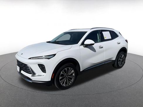 Used 2024 Buick Envision Preferred image 8